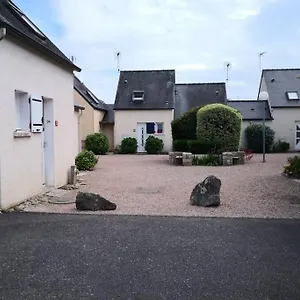  Appartement Maison De Vacances Dans Résidence Avec Piscine